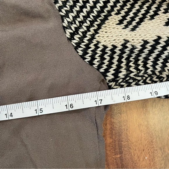 Blu Pepper Women’s Knit Cardigan Brown Aztec Print Size Small. - Picture 14 of 15